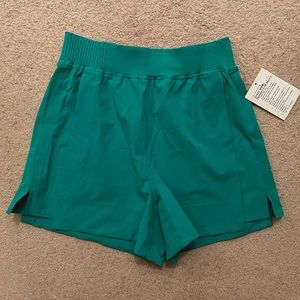 lululemon stretch woven short